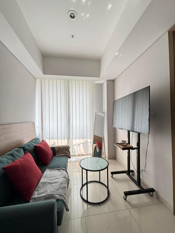 Cozy Modern 1BR with Netflix 50 inc TV, Jakarta
