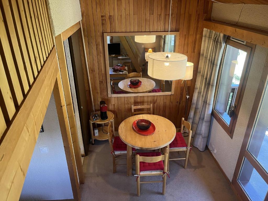 Apt Méribel, balcon, aux pieds des pistes, proche commerces - FR-1-355-240 - 4