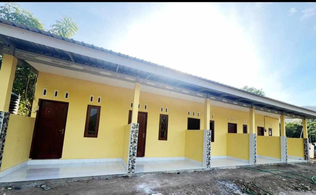 Dea Homestay, Sekongkang