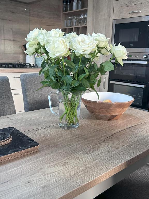 Sandy Toes, Padstow, Padstow