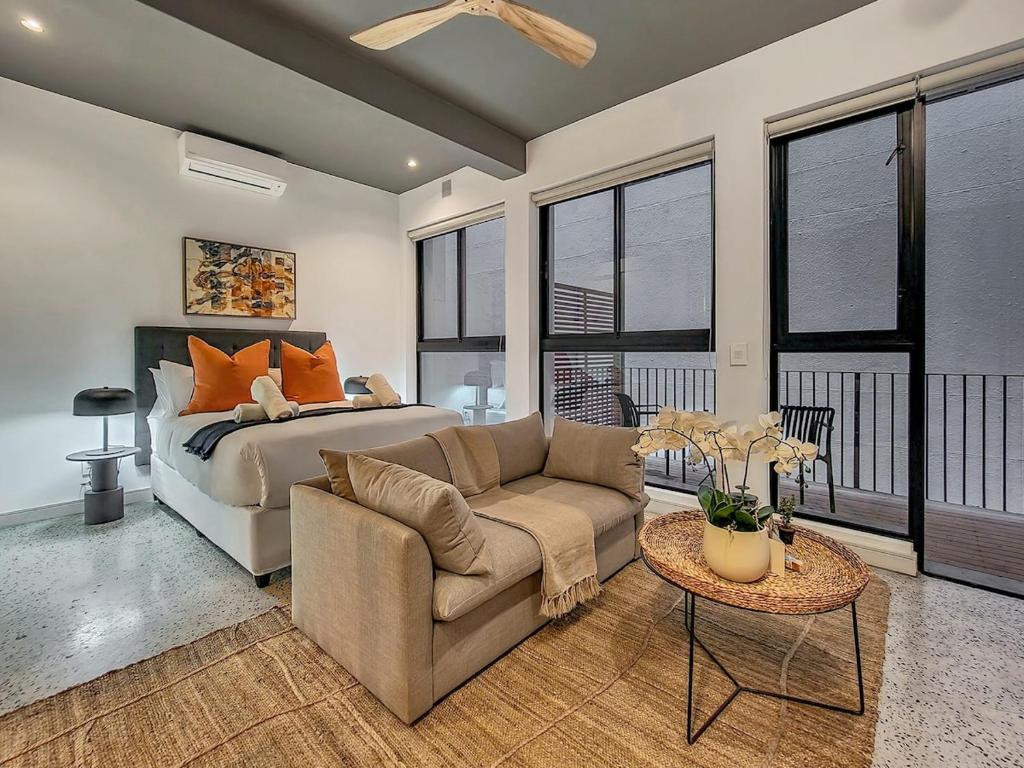 Loadshedding free, brand new, secure, Wifi-pool, Kapské Město