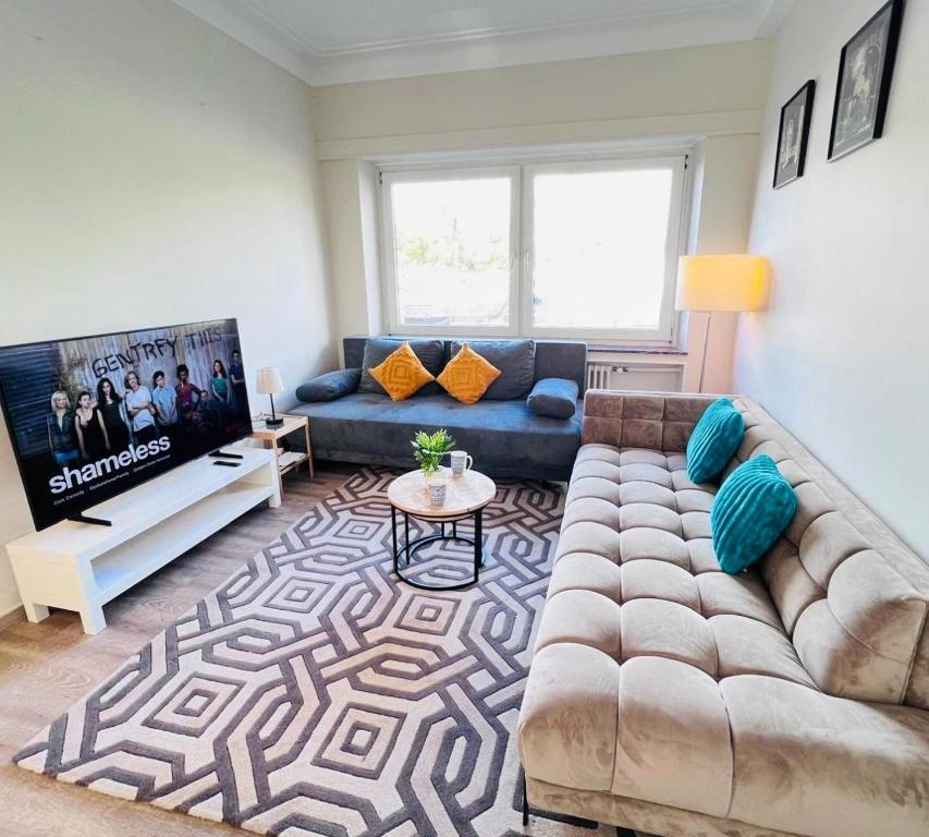 Charming 5bedroom Home with gym,garden,parking&terrace-HOL15, Luxembourg