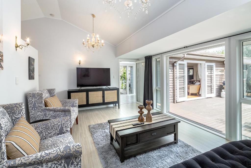 Bronte House, Martinborough