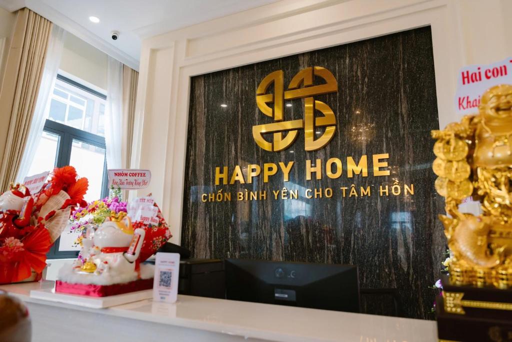3. Happy Ho..