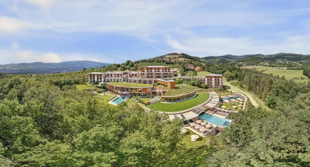RETTER Bio-Natur-Resort, hotel in Pöllauberg