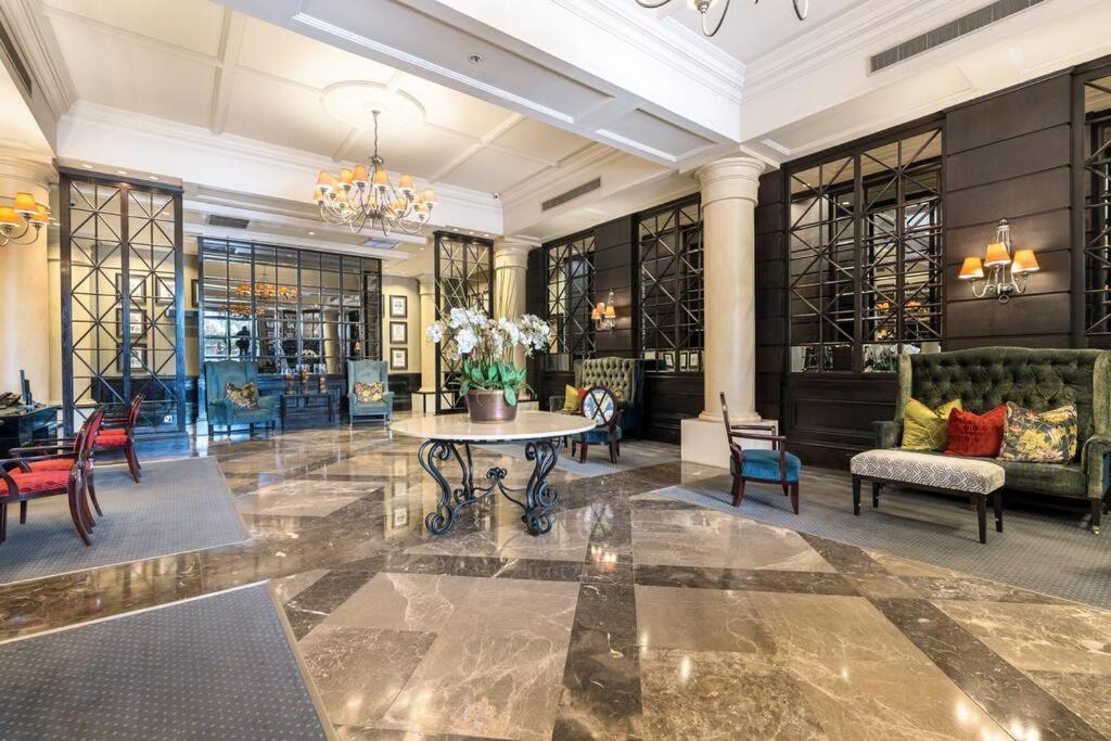Cape Royale Luxury Apartments by Stay In Luxury 