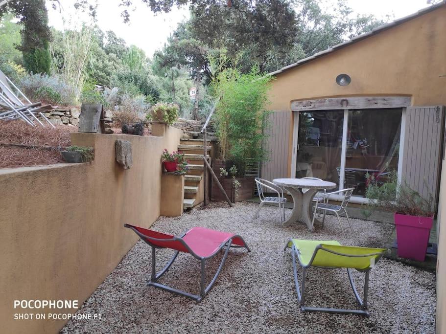 La POULIDO au pied du Mont Ventoux PROVENCE - 1