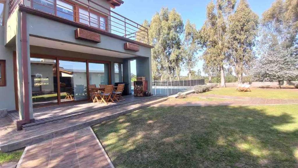 Elegant Getaway Complex in Villa Amancay Calamuchita - 2