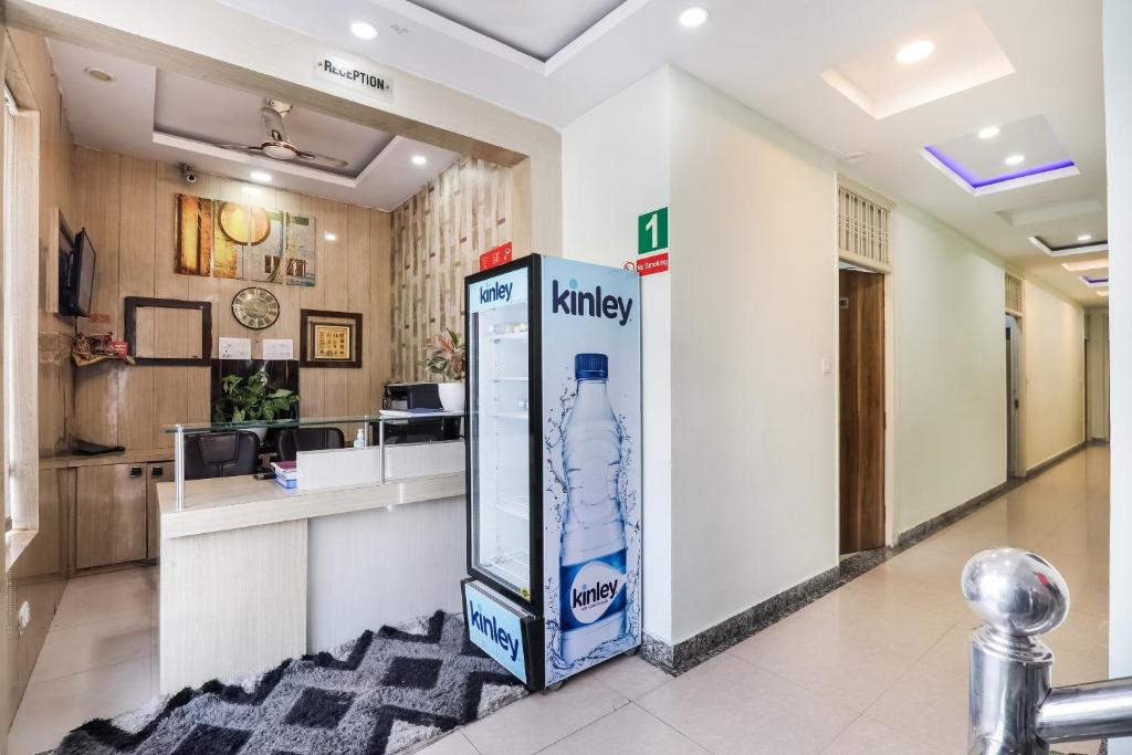 フロント・ロビー