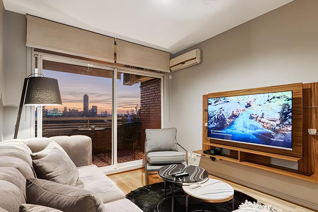 Top 1BR Open Polo Field Views & Pool! - 4