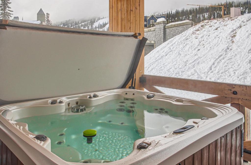 Stonegate Resort Unit B204, Big White