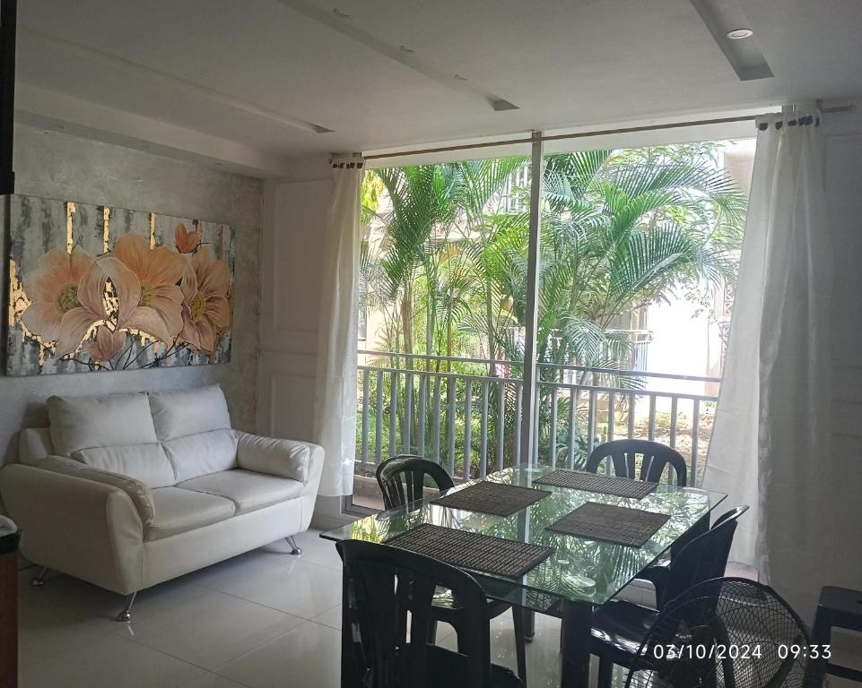 Upar Suite Apartamento con Aire Acondicionado y piscina - 3