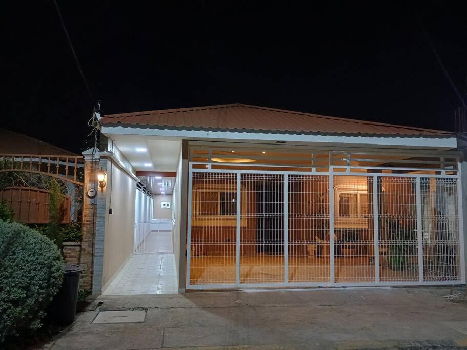 Apartamento de 2 Habitaciones, San Pedro Sula