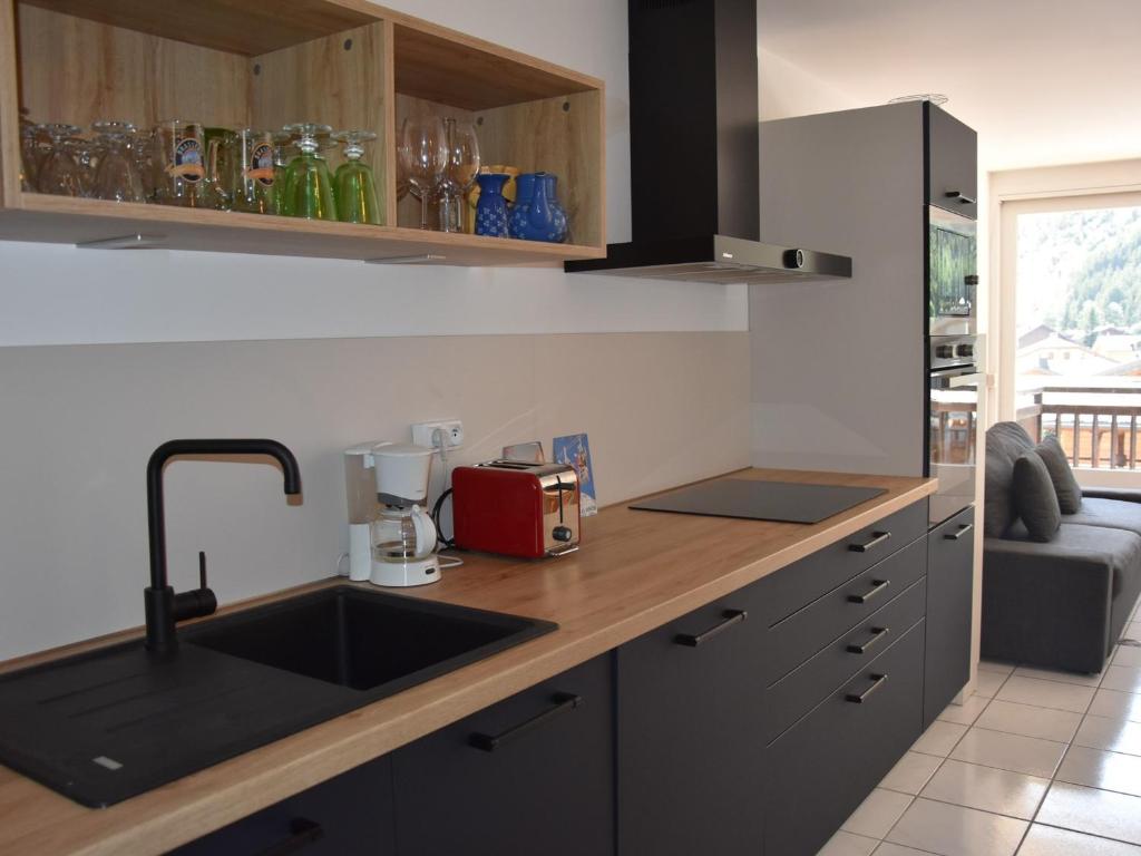 Appartement rénové avec grande terrasse et animaux admis - FR-1-464-238 - 2