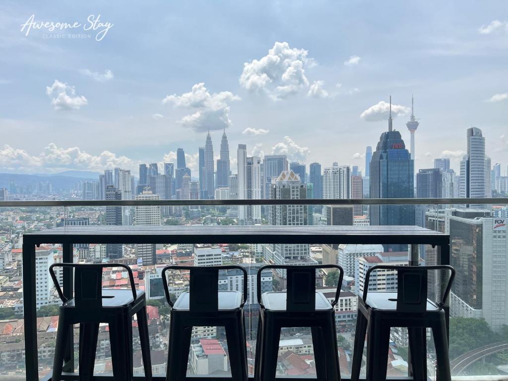 Awesomestay Hostel near KLCC , walk to PWTC PUTRA, Kuala Lumpur