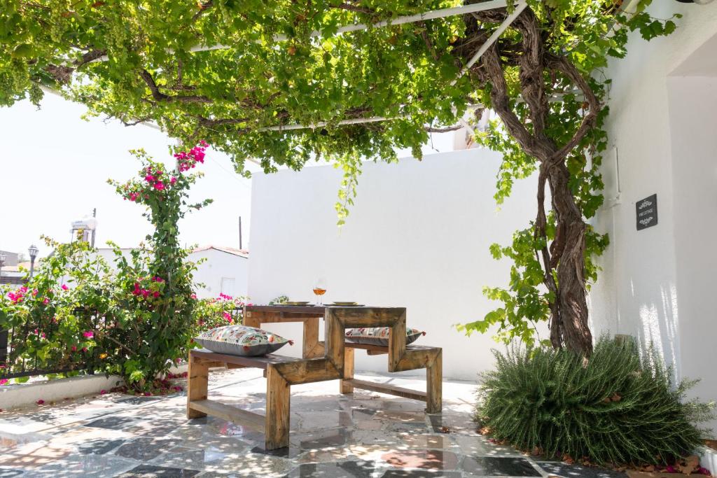 LIMASSOL AKROTIRI BEACH VINE COTTAGE a 전경