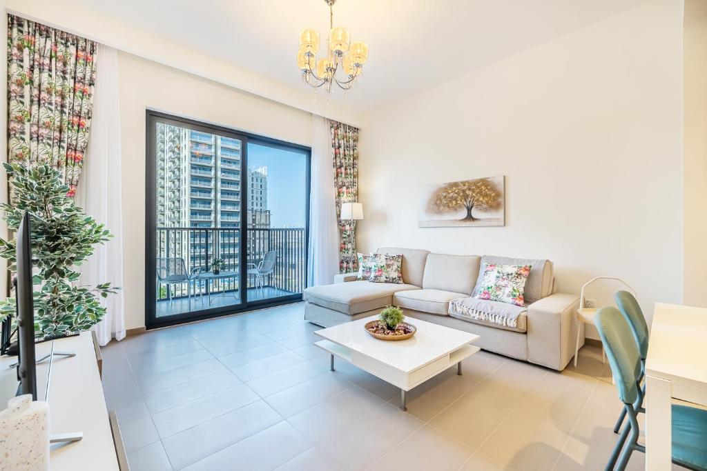 Stylish Home in Executive Residences, Dubai