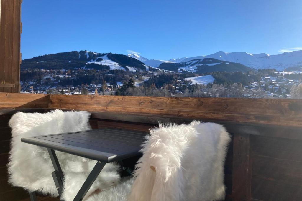 Cosy apartment with mountain view near village, Megève