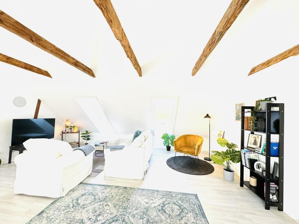 aday - 4 Bedrooms Penthouse in Langholt, Vodskov