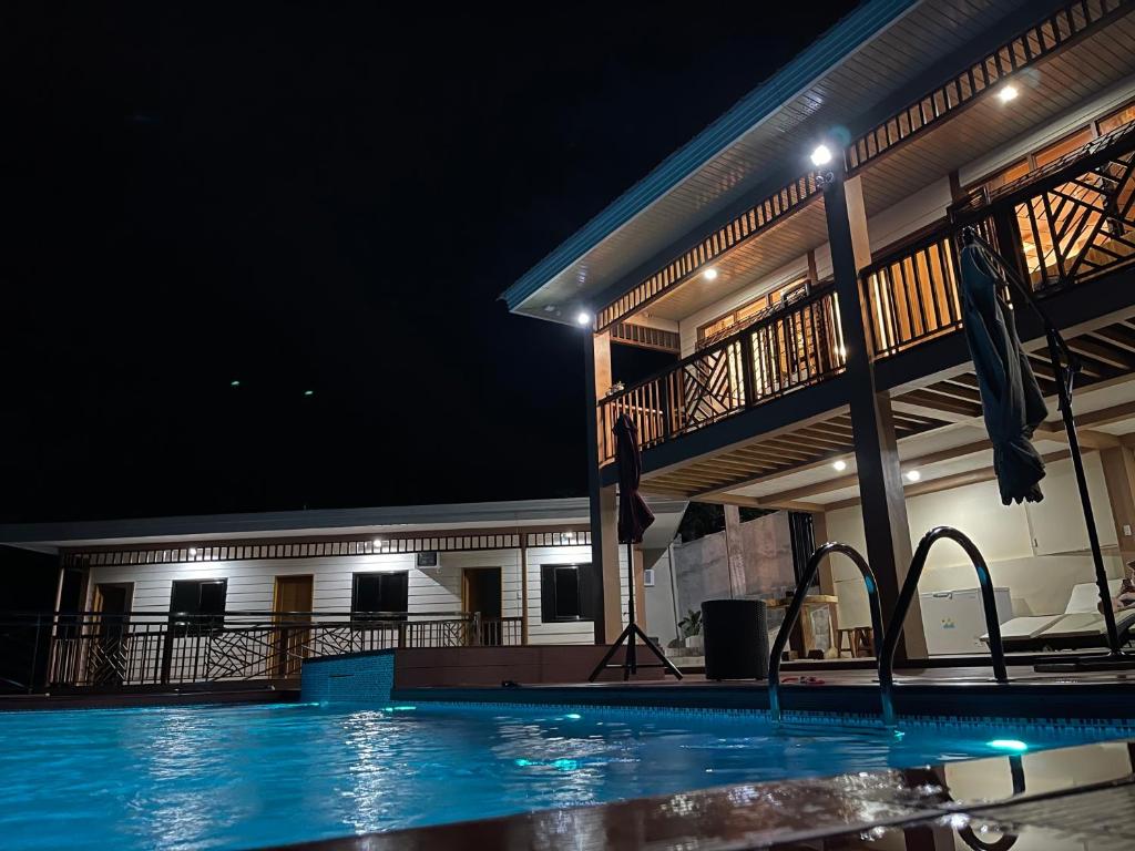 Casa Felicia, Puerto Galera