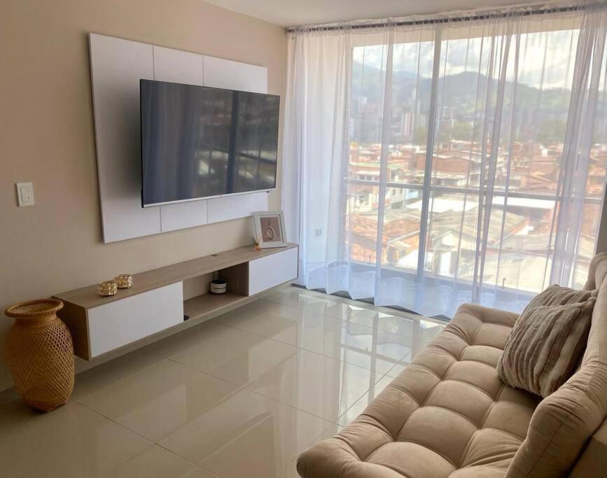 RentalsOP AN04 Apartamento con balcon cerca al CC Plaza Arrayanes Excelente vista - 1