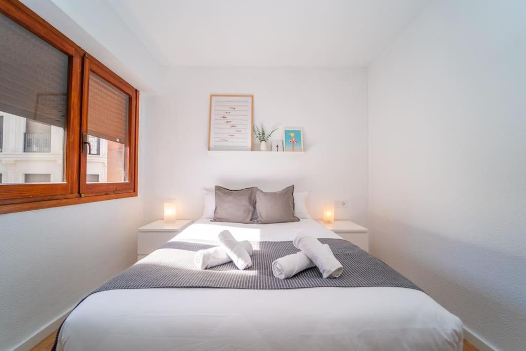Authentic Alicante Central Flat near the Beach - 1