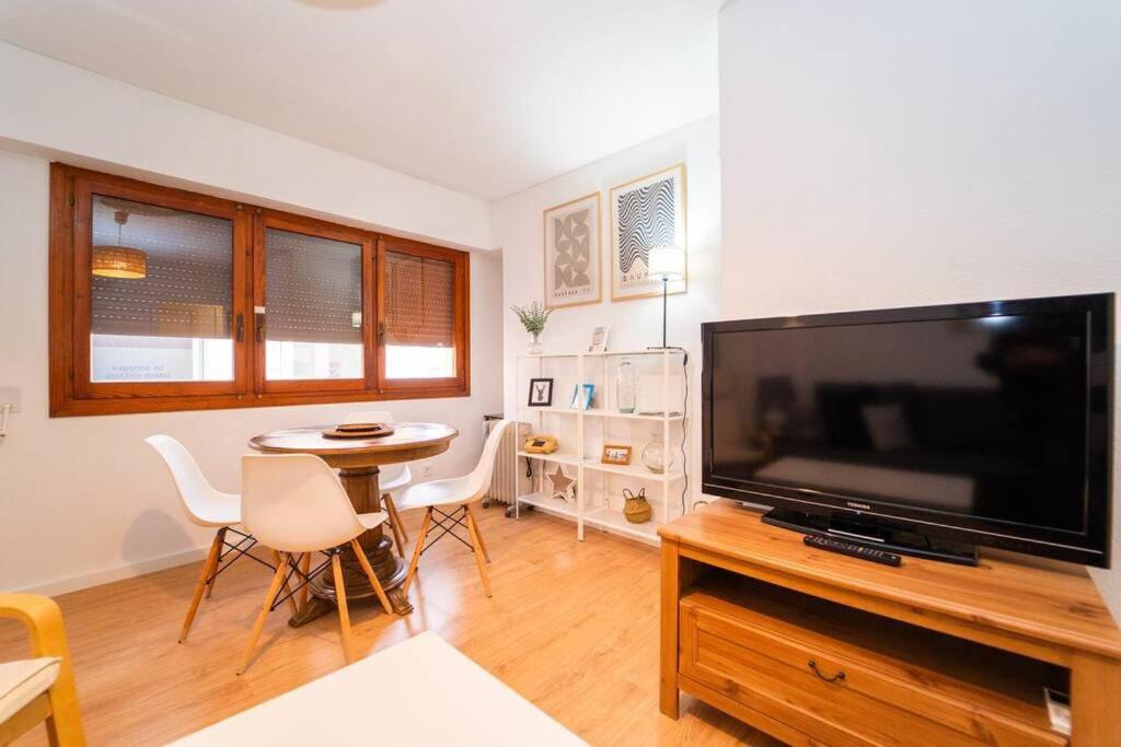 Authentic Alicante Central Flat near the Beach - 5