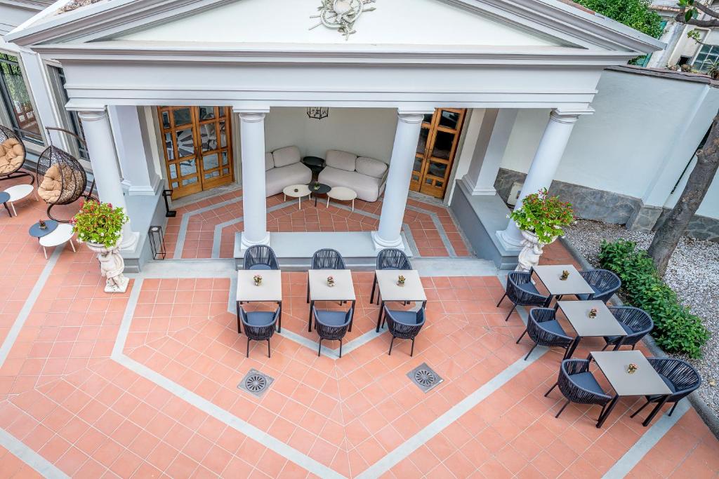 Featured Hotel