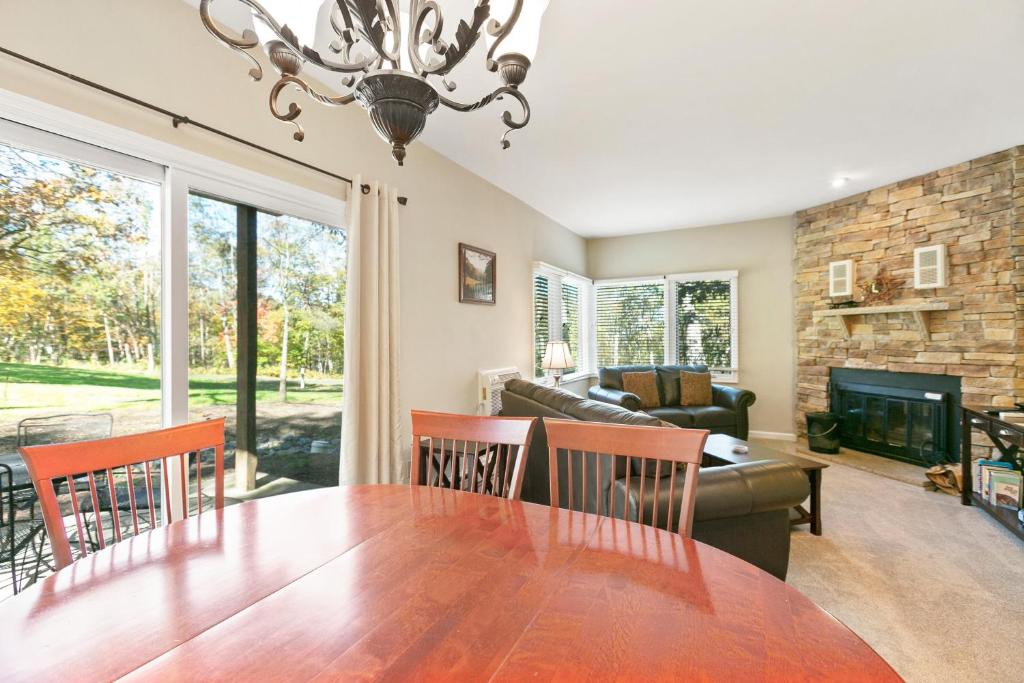 Fairway Woods 01 with Wintergreen Advantage, Wintergreen