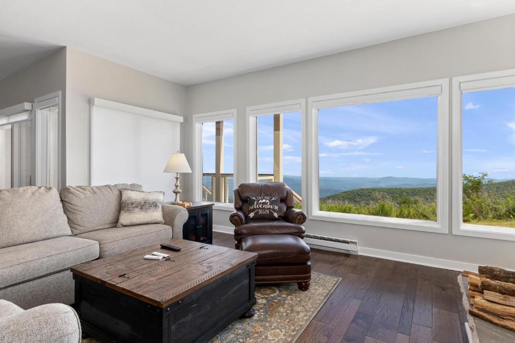 Overlook 04 with Wintergreen Advantage, Wintergreen