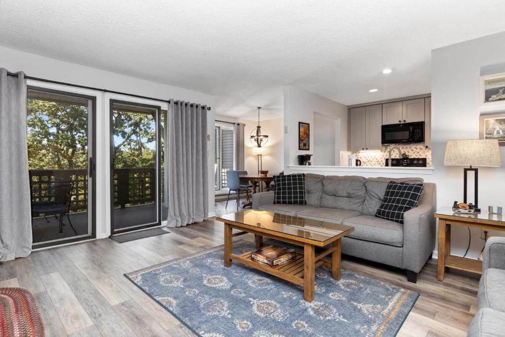 Stoneridge 56 with Wintergreen Advantage, Wintergreen