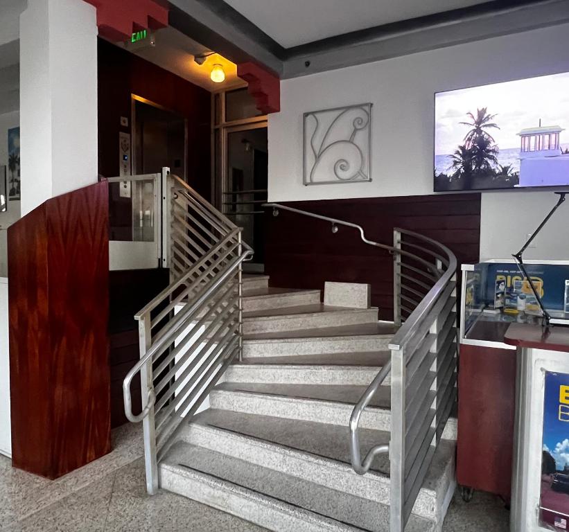Sherbrooke All Suites Hotel
