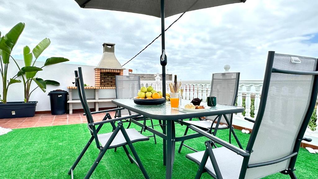 Maravilloso ático con terraza, vistas, BBQ, wifi - 3