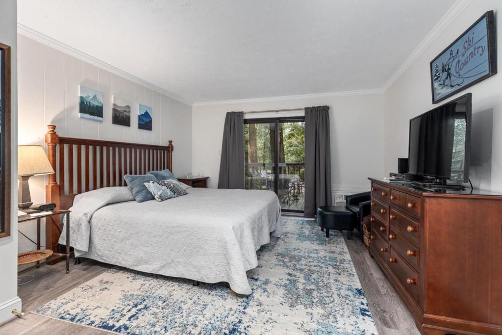 Timbers Studio 08 with Wintergreen Advantage, Wintergreen