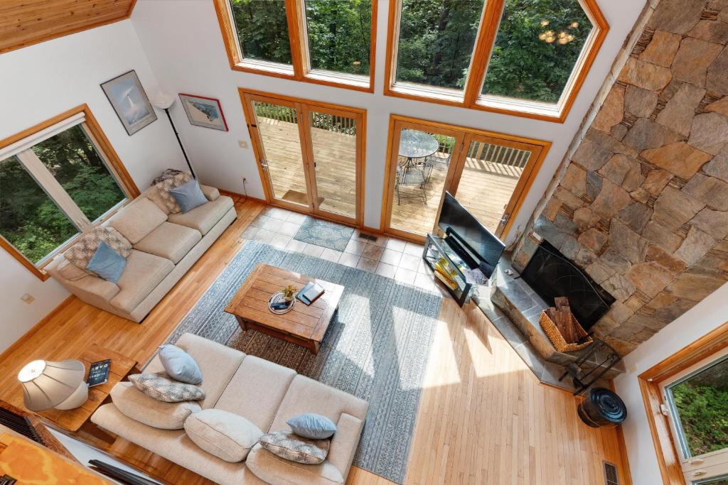 Castle Snow with Wintergreen Advantage, Wintergreen