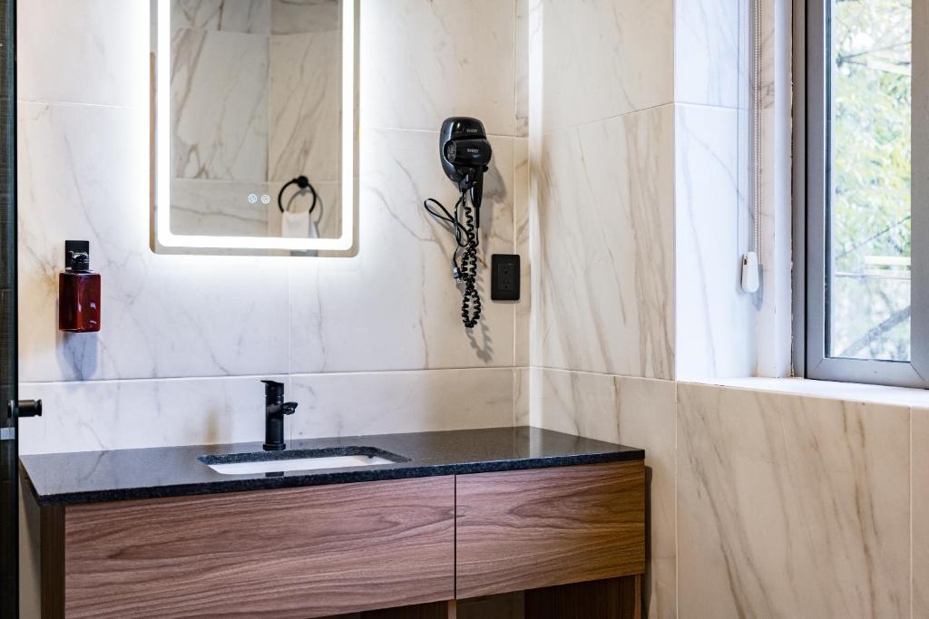 Suites Monterrey by Escajal Rooms - 4
