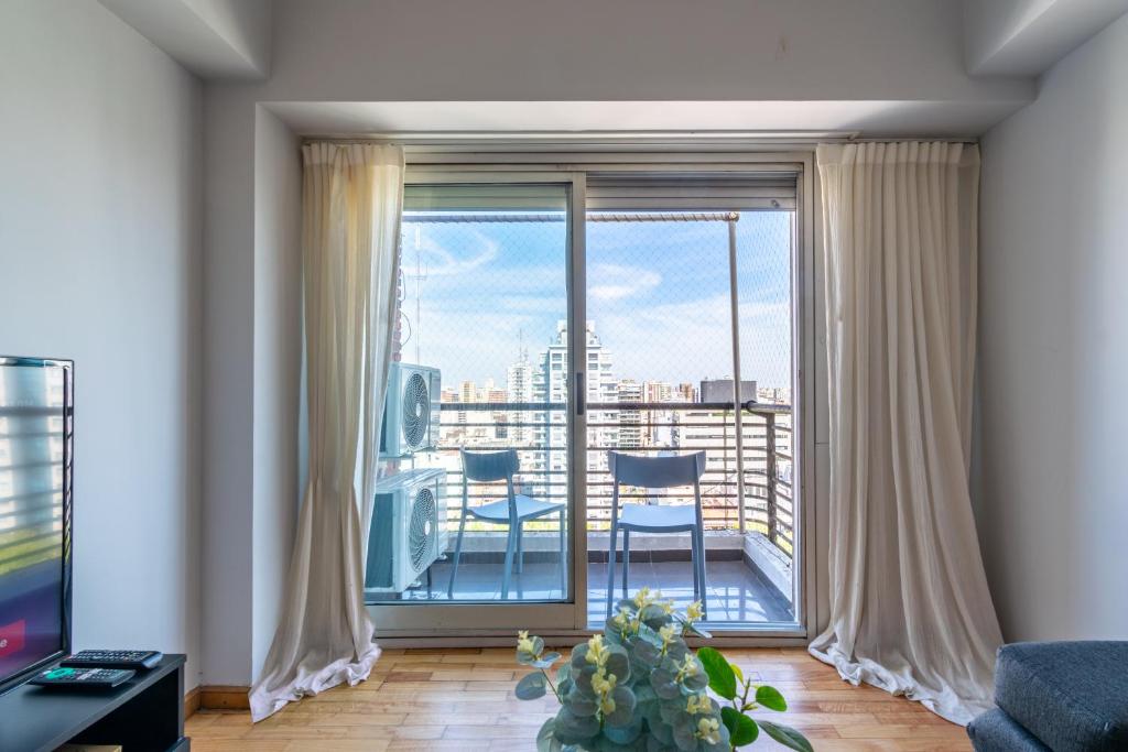 Piso 15 en Belgrano! Amplio 2 dormitorios con vista - 4