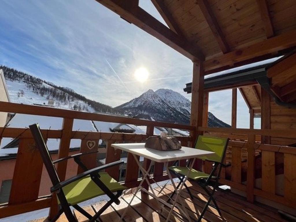 Duplex lumineux près des pistes avec Wi-Fi et garage - FR-1-266-236 - 2