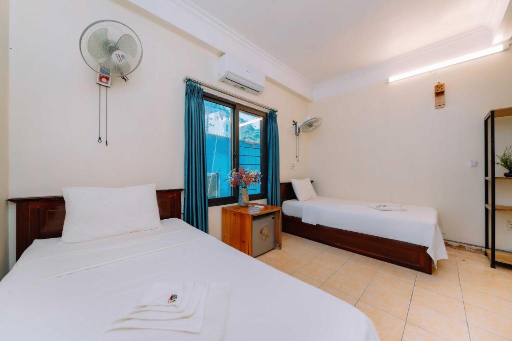 Zweibettzimmer mit eigenem Bad