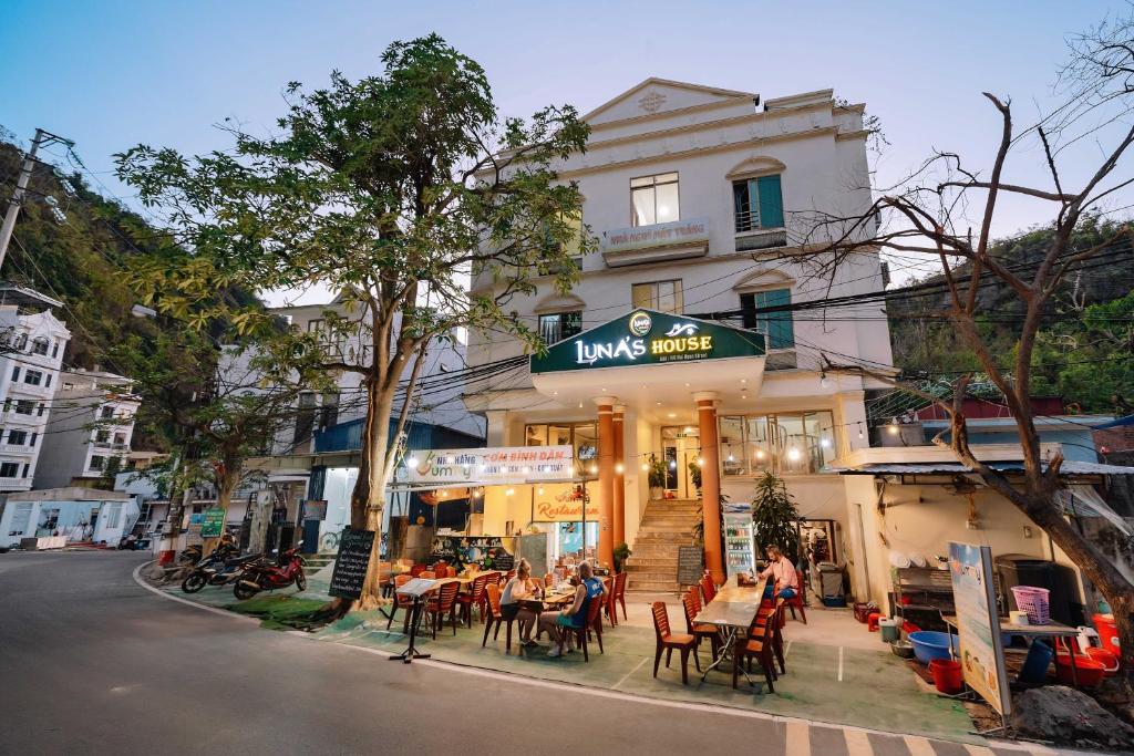 Luna&#8217;s House Hostel