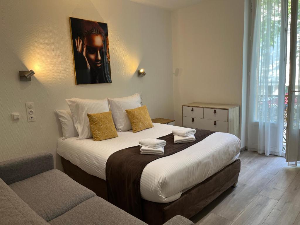 Logis Hôtel Belle Etoile Vichy - 3