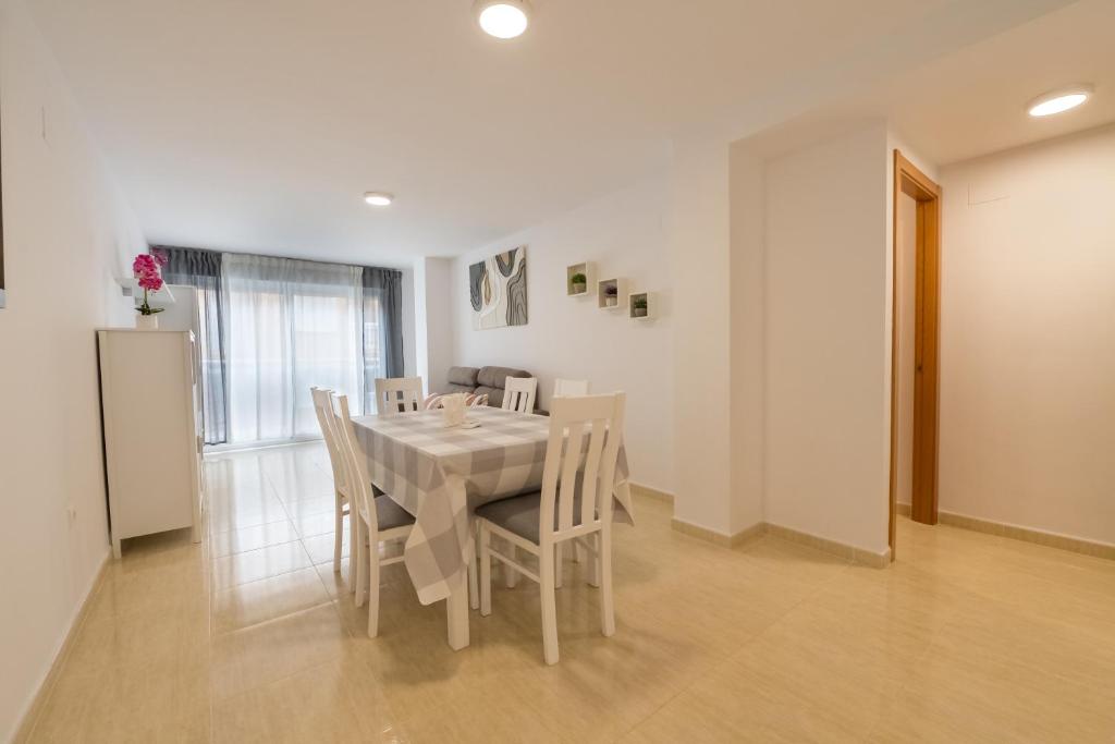 Apartamento Mestral 4 - 5