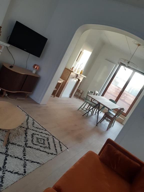 Atelier 27, Duplex with terrace and beautiful view, Lutych