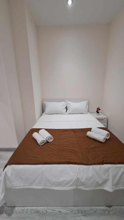 BATUMIsunset, Angisa