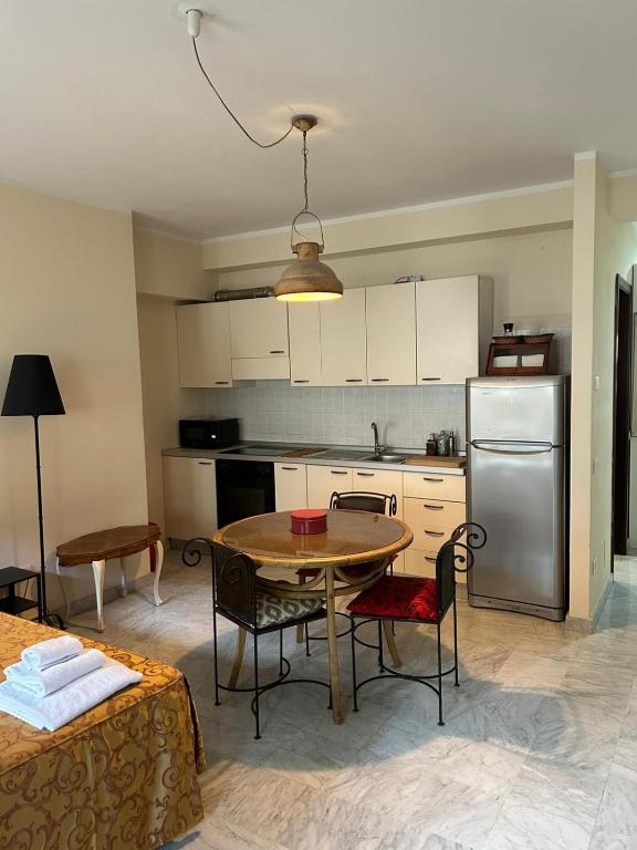 Bocca's Apartment 8 - 5