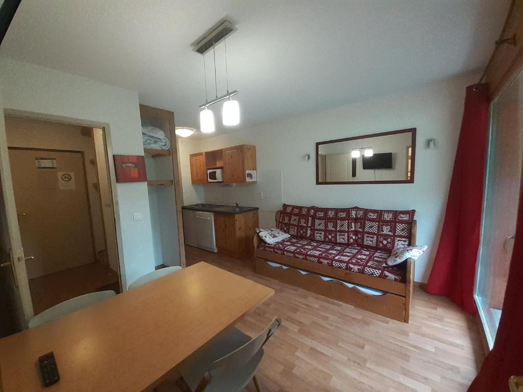 Confortable Studio-Cabine à Valfréjus avec Wifi et Animaux admis - FR-1-561-127 - 2
