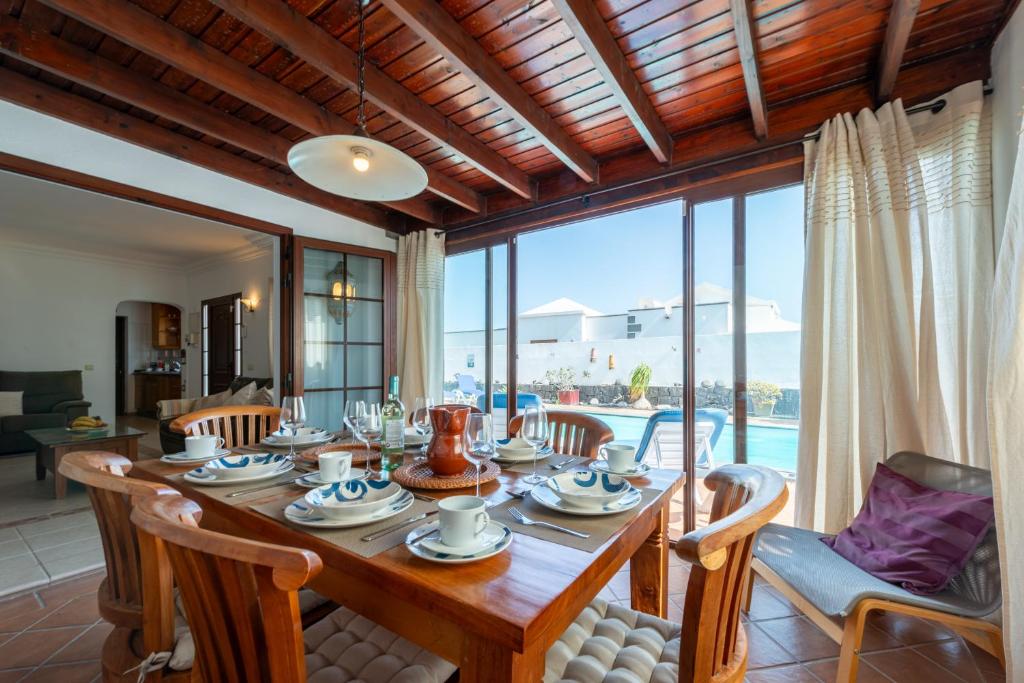 Utopia, villa 4 bedrooms, heated pool & complete privacy - 2