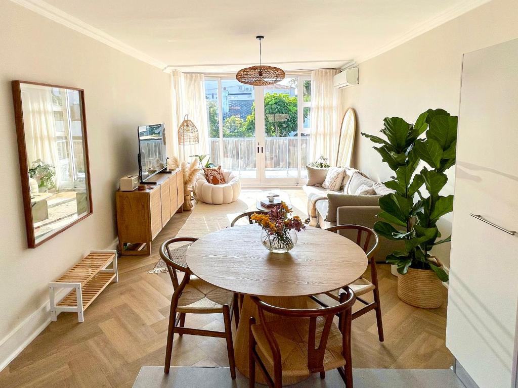 Nomadic Sanctuary, Kapské Město