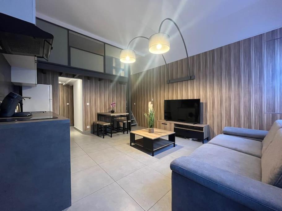 Cannes, Loft 6 couchages proche centre et plages, Cannes