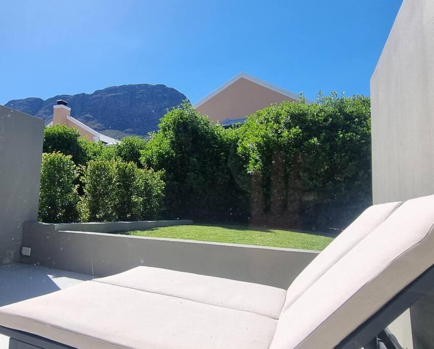 C'est la Vie 4, Franschhoek